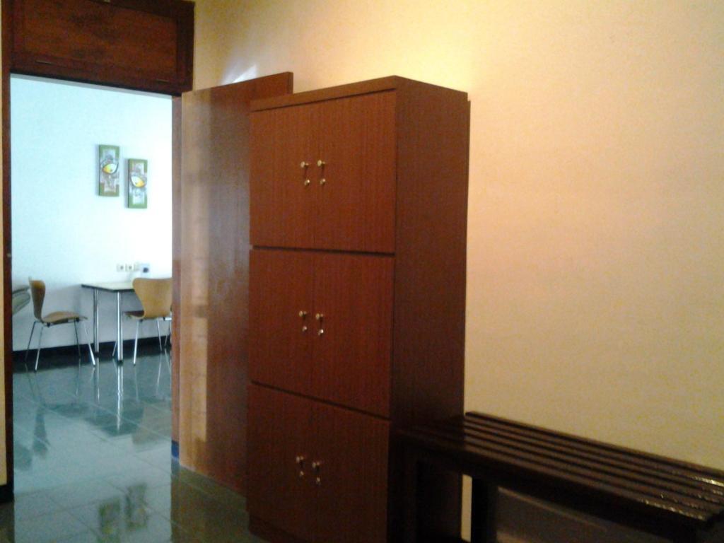 Krowi Inn Sorabaya Chambre photo